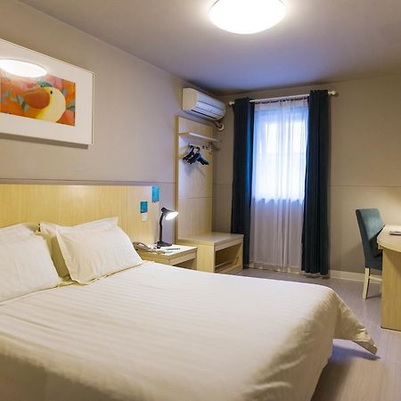 Jingjiang Inn Jurong Renmin Road Zhenjiang  Exteriör bild