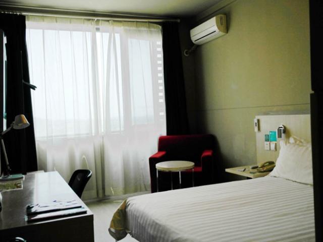 Jingjiang Inn Jurong Renmin Road Zhenjiang  Exteriör bild
